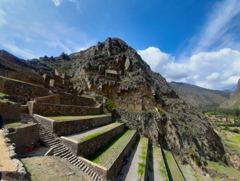 sacred valley machu picchu